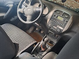 Toyota Rav4 2004 г запчясти