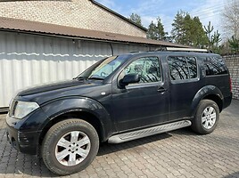 Nissan Pathfinder Visureigis / Krosoveris 2005