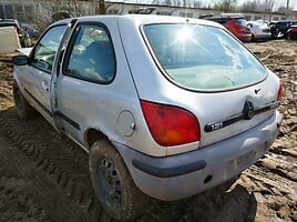 Mazda 121 1998 y parts