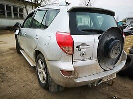 Toyota Rav-4 2006 y parts