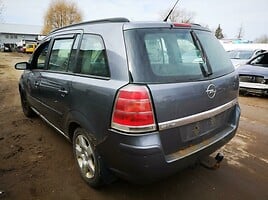 Opel Zafira 2005 m dalys