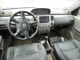 Nissan X-Trail  6 begiu 2005 г запчясти