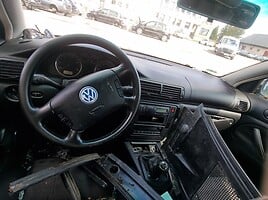 Volkswagen Passat 2004 m dalys