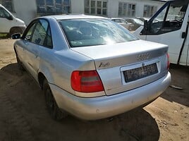 Audi A4 1997 m dalys