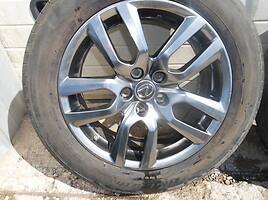 Toyota NX 300h light alloy R18 rims