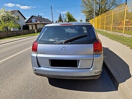 Opel Signum 2004 m dalys