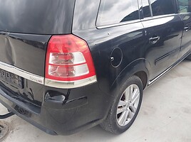 Opel Zafira B 2008 m dalys