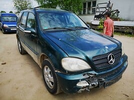 Mercedes-Benz ML Klasė Visureigis / Krosoveris 2002