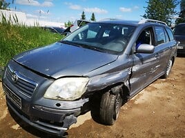 Toyota Avensis 2004 y parts