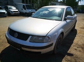 Volkswagen Passat 1998 г запчясти