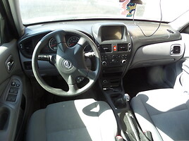 Nissan Almera 2003 m dalys