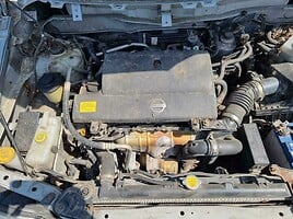 Nissan Almera Tino 2004 y parts