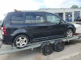 Volkswagen Touran 2009 y parts