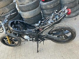 Scooter / moped Yamaha TZR 2005 y parts