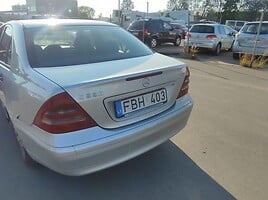 Mercedes-Benz C 220 2000 y parts