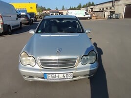 Mercedes-Benz C 220 2000 y parts