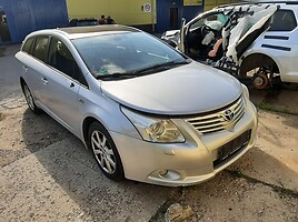 Toyota Avensis III 2010 y parts