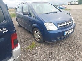 Opel Meriva 2004 y Hatchback