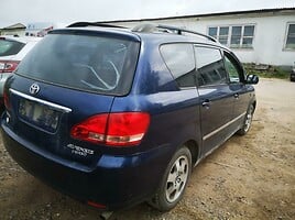 Toyota Avensis Verso 2002 m dalys