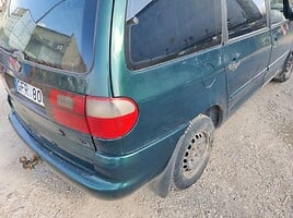 Volkswagen Sharan Carat 1997 y parts