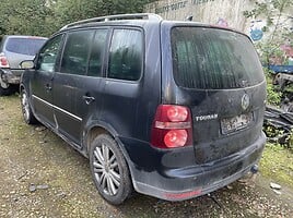 Volkswagen Touran 2008 m dalys