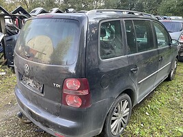 Volkswagen Touran 2008 m dalys