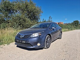 Toyota Avensis 2013 y parts