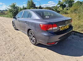 Toyota Avensis 2013 y parts