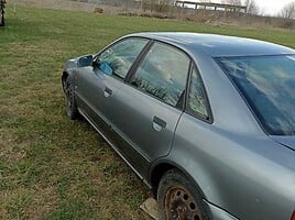 Audi A4 1995 y parts