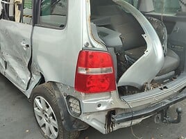 Volkswagen Touran 2005 y parts