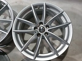 Volkswagen Tiguan Tiguan light alloy R18 rims