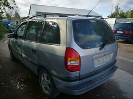 Opel Zafira 2000 m dalys