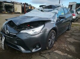 Toyota Avensis 2015 г запчясти