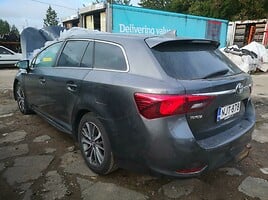 Toyota Avensis 2015 г запчясти