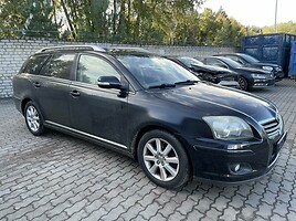 Toyota Avensis II 2008 y parts