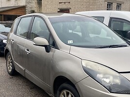 Renault Scenic 2009 y parts