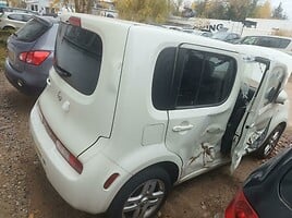 Nissan Cube 2010 y parts