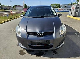 Toyota Auris D-4D Luna 2009 m