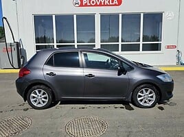 Toyota Auris D-4D Luna 2009 m