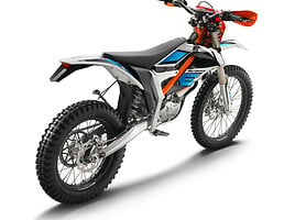 KTM Freeride 2023 y Enduro motorcycle