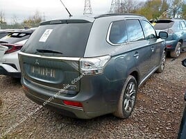 Mitsubishi Outlander 2015 m dalys