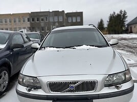 Volvo V70 2002 y parts