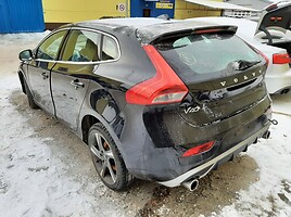 Volvo V40 2014 г запчясти