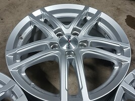 Dezent light alloy R17 rims