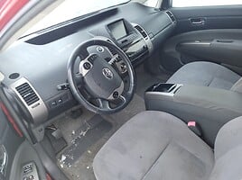 Toyota Prius 2005 m dalys