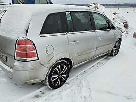 Opel Zafira 2008 г запчясти