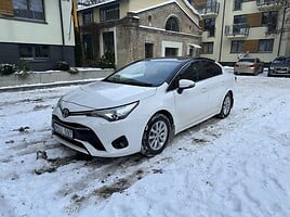 Toyota Avensis 2019 y rent