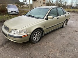 Volvo S40 2001 y parts