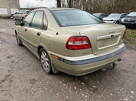 Volvo S40 2001 y parts