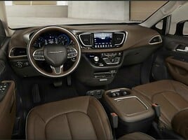 Chrysler Pacifica 2018 г прокат